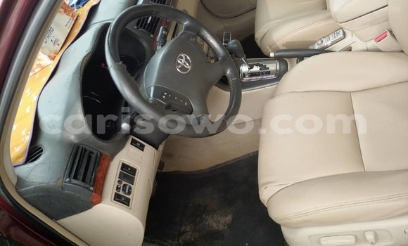 Ra Àlòkù Toyota Avensis Red Ọkọ̀ in Abomey Calavi ni Benin Ra Àlòkù Toyota Avensis Red Ọkọ̀ in Abomey Calavi ni Benin