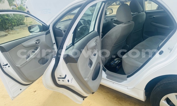 Sayi Imported Toyota Corolla White Mota in Cotonou a Benin Sayi Imported Toyota Corolla White Mota in Cotonou a Benin