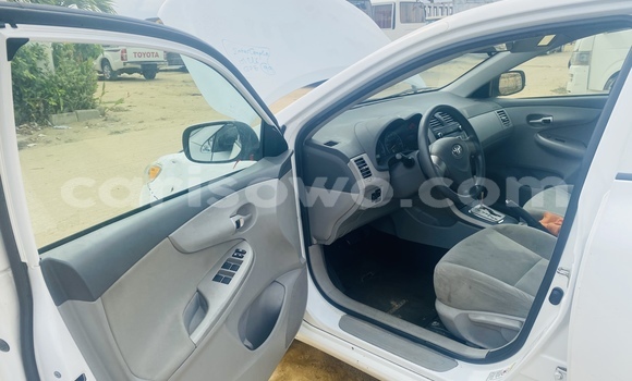 Sayi Imported Toyota Corolla White Mota in Cotonou a Benin Sayi Imported Toyota Corolla White Mota in Cotonou a Benin