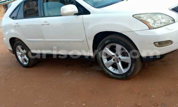 Sayi Na hannu Lexus RX 330 White Mota in Cotonou a Benin