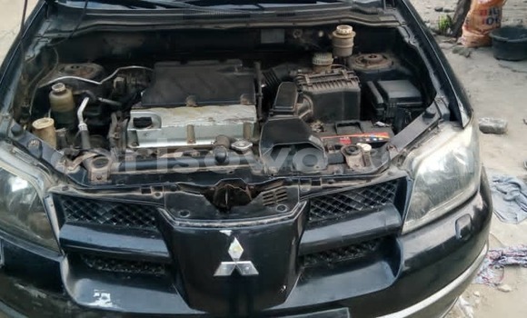 Acheter Occasion Voiture Mitsubishi Attrage Noir à Cotonou, Benin Acheter Occasion Voiture Mitsubishi Attrage Noir à Cotonou, Benin