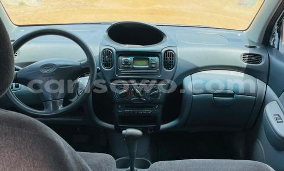 Acheter Occasion Voiture Toyota Yaris Blanc à Abomey Calavi, Benin Acheter Occasion Voiture Toyota Yaris Blanc à Abomey Calavi, Benin