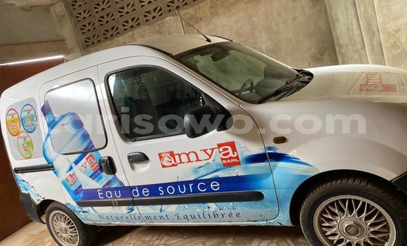 Sayi Na hannu Renault Kangoo White Mota in Cotonou a Benin Sayi Na hannu Renault Kangoo White Mota in Cotonou a Benin