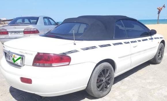 Buy Used Chrysler Sebring White Car in Abomey Calavi in Benign Buy Used Chrysler Sebring White Car in Abomey Calavi in Benign