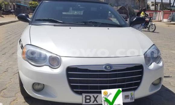 Buy Used Chrysler Sebring White Car in Abomey Calavi in Benign Buy Used Chrysler Sebring White Car in Abomey Calavi in Benign