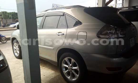 Acheter Occasion Voiture Lexus RX 350 Marron à Cotonou, Benin Acheter Occasion Voiture Lexus RX 350 Marron à Cotonou, Benin