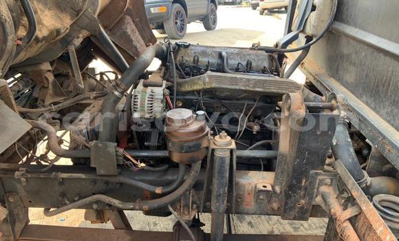 Acheter Occasion Utilitaire Nissan UD Bleu à Abomey Calavi, Benin Acheter Occasion Utilitaire Nissan UD Bleu à Abomey Calavi, Benin