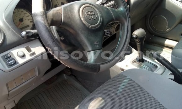 Acheter Occasion Voiture Toyota RAV4 Gris à Abomey Calavi, Benin Acheter Occasion Voiture Toyota RAV4 Gris à Abomey Calavi, Benin