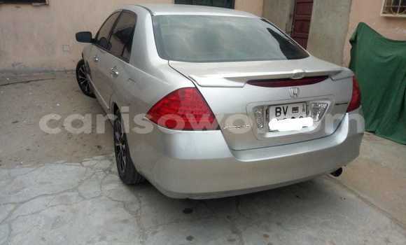 Sayi Na hannu Honda Accord Azurfa Mota in Cotonou a Benin