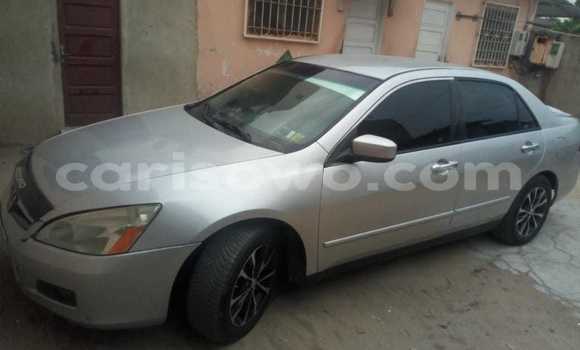 Acheter Occasion Voiture Honda Accord Gris à Cotonou, Benin Acheter Occasion Voiture Honda Accord Gris à Cotonou, Benin
