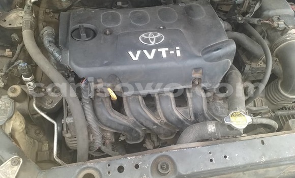 Sayi Na hannu Toyota Yaris Blue Mota in Abomey Calavi a Benin Sayi Na hannu Toyota Yaris Blue Mota in Abomey Calavi a Benin