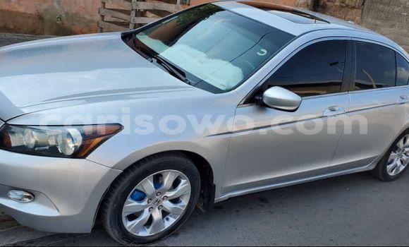 Sayi Na hannu Honda Accord Azurfa Mota in Abomey Calavi a Benin Sayi Na hannu Honda Accord Azurfa Mota in Abomey Calavi a Benin