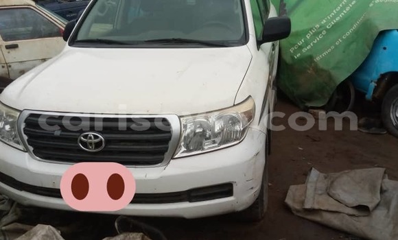 Acheter Occasion Voiture Toyota Land Cruiser Blanc à Cotonou, Benin Acheter Occasion Voiture Toyota Land Cruiser Blanc à Cotonou, Benin