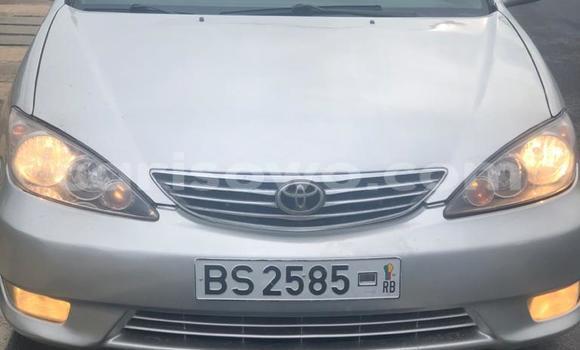 Sayi Na hannu Toyota Camry Azurfa Mota in Abomey Calavi a Benin