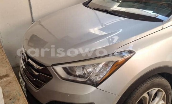 Acheter Occasion Voiture Hyundai Santa Fe Gris à Abomey Calavi, Benin