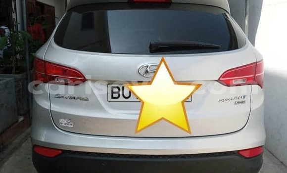 Acheter Occasion Voiture Hyundai Santa Fe Gris à Abomey Calavi, Benin Acheter Occasion Voiture Hyundai Santa Fe Gris à Abomey Calavi, Benin