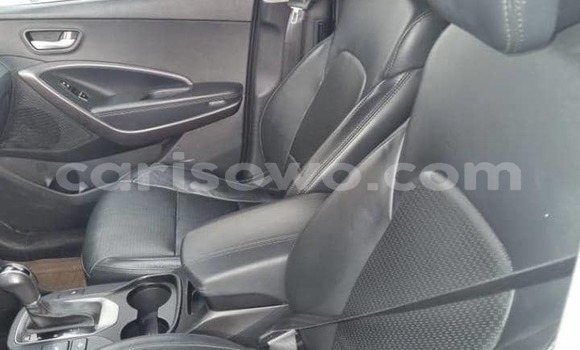 Acheter Occasion Voiture Hyundai Santa Fe Gris à Abomey Calavi, Benin Acheter Occasion Voiture Hyundai Santa Fe Gris à Abomey Calavi, Benin
