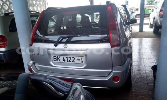 Sayi Na hannu Nissan X–Trail Azurfa Mota in Savalou a Benin Sayi Na hannu Nissan X–Trail Azurfa Mota in Savalou a Benin