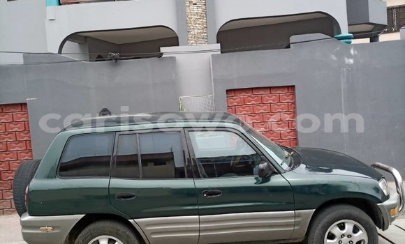 Sayi Na hannu Toyota RAV4 Sauran Mota in Abomey Calavi a Benin Sayi Na hannu Toyota RAV4 Sauran Mota in Abomey Calavi a Benin