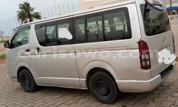 Buy Used Toyota Hiace Silver Car in Cotonou in Benign Buy Used Toyota Hiace Silver Car in Cotonou in Benign