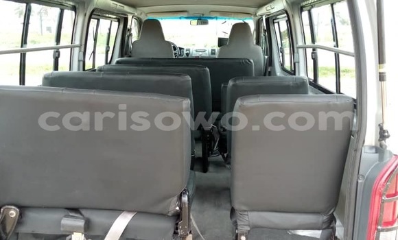 Buy Used Toyota Hiace Silver Car in Cotonou in Benign Buy Used Toyota Hiace Silver Car in Cotonou in Benign
