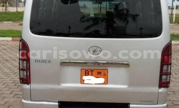 Buy Used Toyota Hiace Silver Car in Cotonou in Benign Buy Used Toyota Hiace Silver Car in Cotonou in Benign