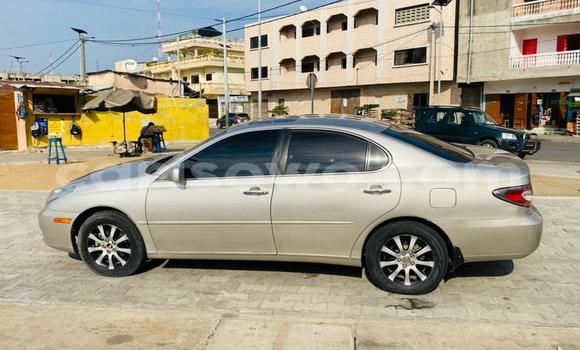 Acheter Occasion Voiture Lexus ES 300 Gris à Cotonou, Benin Acheter Occasion Voiture Lexus ES 300 Gris à Cotonou, Benin