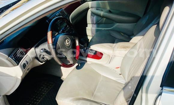 Acheter Occasion Voiture Lexus ES 300 Gris à Cotonou, Benin Acheter Occasion Voiture Lexus ES 300 Gris à Cotonou, Benin