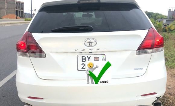 Sayi Na hannu Toyota Venza White Mota in Cotonou a Benin Sayi Na hannu Toyota Venza White Mota in Cotonou a Benin