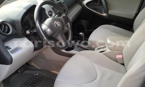 Sayi Na hannu Toyota RAV4 Sauran Mota in Porto Novo a Benin Sayi Na hannu Toyota RAV4 Sauran Mota in Porto Novo a Benin