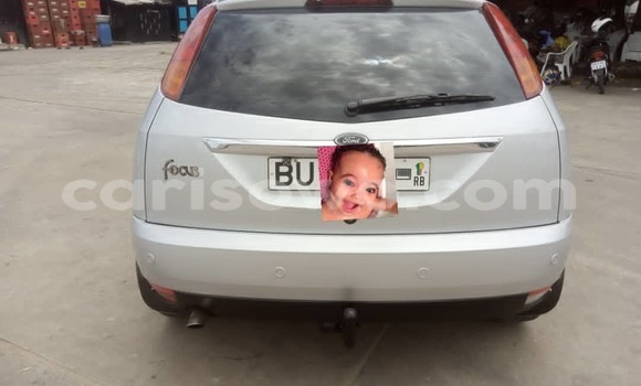 Acheter Occasion Voiture Ford Focus Gris à Cotonou, Benin Acheter Occasion Voiture Ford Focus Gris à Cotonou, Benin