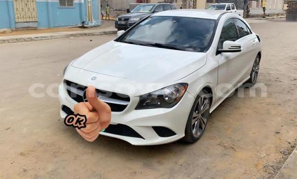 Acheter Occasion Voiture Mercedes-Benz CLA-klasse AMG Blanc à Cotonou, Benin Acheter Occasion Voiture Mercedes-Benz CLA-klasse AMG Blanc à Cotonou, Benin