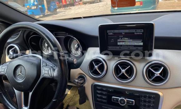 Acheter Occasion Voiture Mercedes-Benz CLA-klasse AMG Blanc à Cotonou, Benin Acheter Occasion Voiture Mercedes-Benz CLA-klasse AMG Blanc à Cotonou, Benin