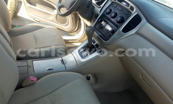 Acheter Import Voiture Toyota Highlander Gris à Cotonou, Benin Acheter Import Voiture Toyota Highlander Gris à Cotonou, Benin