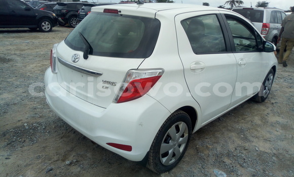 Sayi Imported Toyota Yaris White Mota in Cotonou a Benin