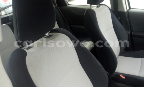 Ra Imported Toyota Yaris funfun Ọkọ̀ in Cotonou ni Benin Ra Imported Toyota Yaris funfun Ọkọ̀ in Cotonou ni Benin