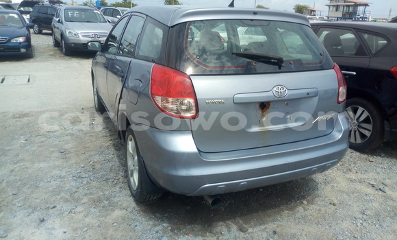 Buy Import Toyota Matrix Blue Car in Cotonou in Benign