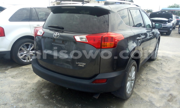Acheter Occasion Voiture Toyota RAV4 Marron à Cotonou, Benin
