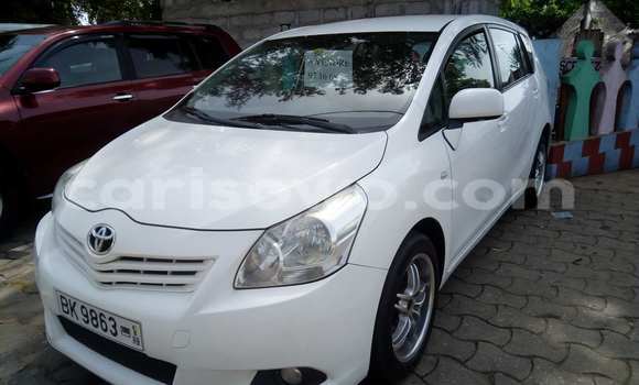Buy Used Toyota Camry White Car in Savalou in Benign Buy Used Toyota Camry White Car in Savalou in Benign