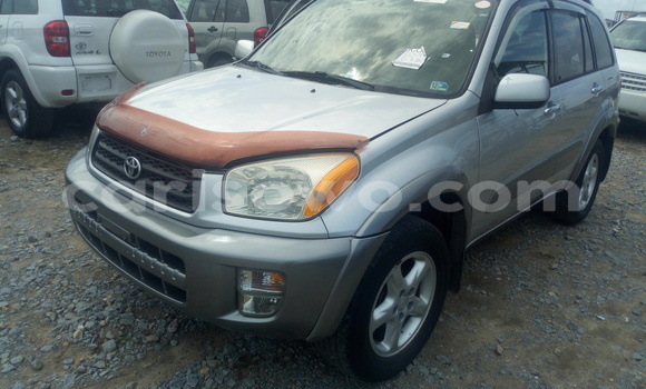 Ra Imported Toyota RAV4 Silver Ọkọ̀ in Cotonou ni Benin Ra Imported Toyota RAV4 Silver Ọkọ̀ in Cotonou ni Benin