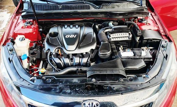 Ra Àlòkù Kia Optima Red Ọkọ̀ in Cotonou ni Benin Ra Àlòkù Kia Optima Red Ọkọ̀ in Cotonou ni Benin