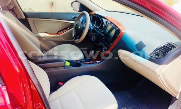 Ra Àlòkù Kia Optima Red Ọkọ̀ in Cotonou ni Benin Ra Àlòkù Kia Optima Red Ọkọ̀ in Cotonou ni Benin