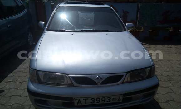 Sayi Na hannu Nissan Primera Azurfa Mota in Cotonou a Benin Sayi Na hannu Nissan Primera Azurfa Mota in Cotonou a Benin