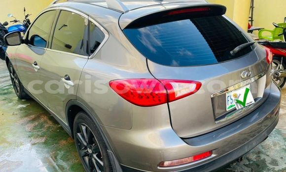 Ra Àlòkù Infiniti EX Silver Ọkọ̀ in Cotonou ni Benin