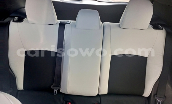 Sayi Na hannu Toyota C-HR Blue Mota in Cotonou a Benin Sayi Na hannu Toyota C-HR Blue Mota in Cotonou a Benin