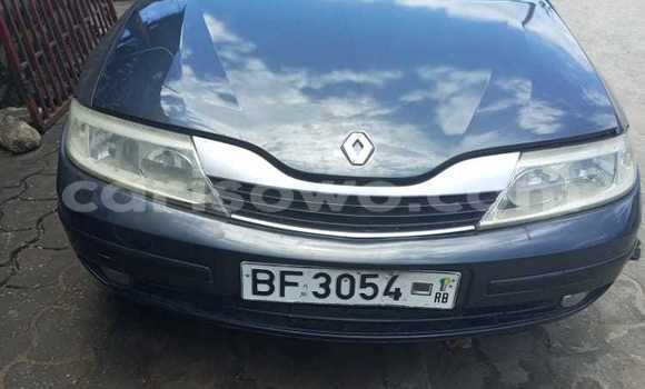 Ra Àlòkù Renault Laguna Blue Ọkọ̀ in Abomey Calavi ni Benin