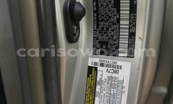 Ra Àlòkù Toyota Sienna Silver Ọkọ̀ in Abomey Calavi ni Benin Ra Àlòkù Toyota Sienna Silver Ọkọ̀ in Abomey Calavi ni Benin