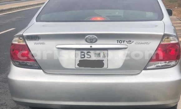 Ra Àlòkù Toyota Camry Silver Ọkọ̀ in Abomey Calavi ni Benin Ra Àlòkù Toyota Camry Silver Ọkọ̀ in Abomey Calavi ni Benin