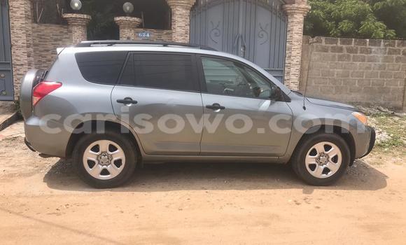 Acheter Occasion Voiture Toyota RAV4 Gris à Cotonou, Benin
