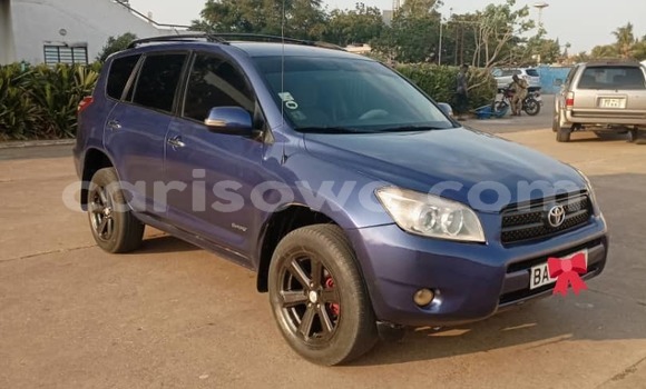 Ra Àlòkù Toyota RAV4 Blue Ọkọ̀ in Cotonou ni Benin Ra Àlòkù Toyota RAV4 Blue Ọkọ̀ in Cotonou ni Benin